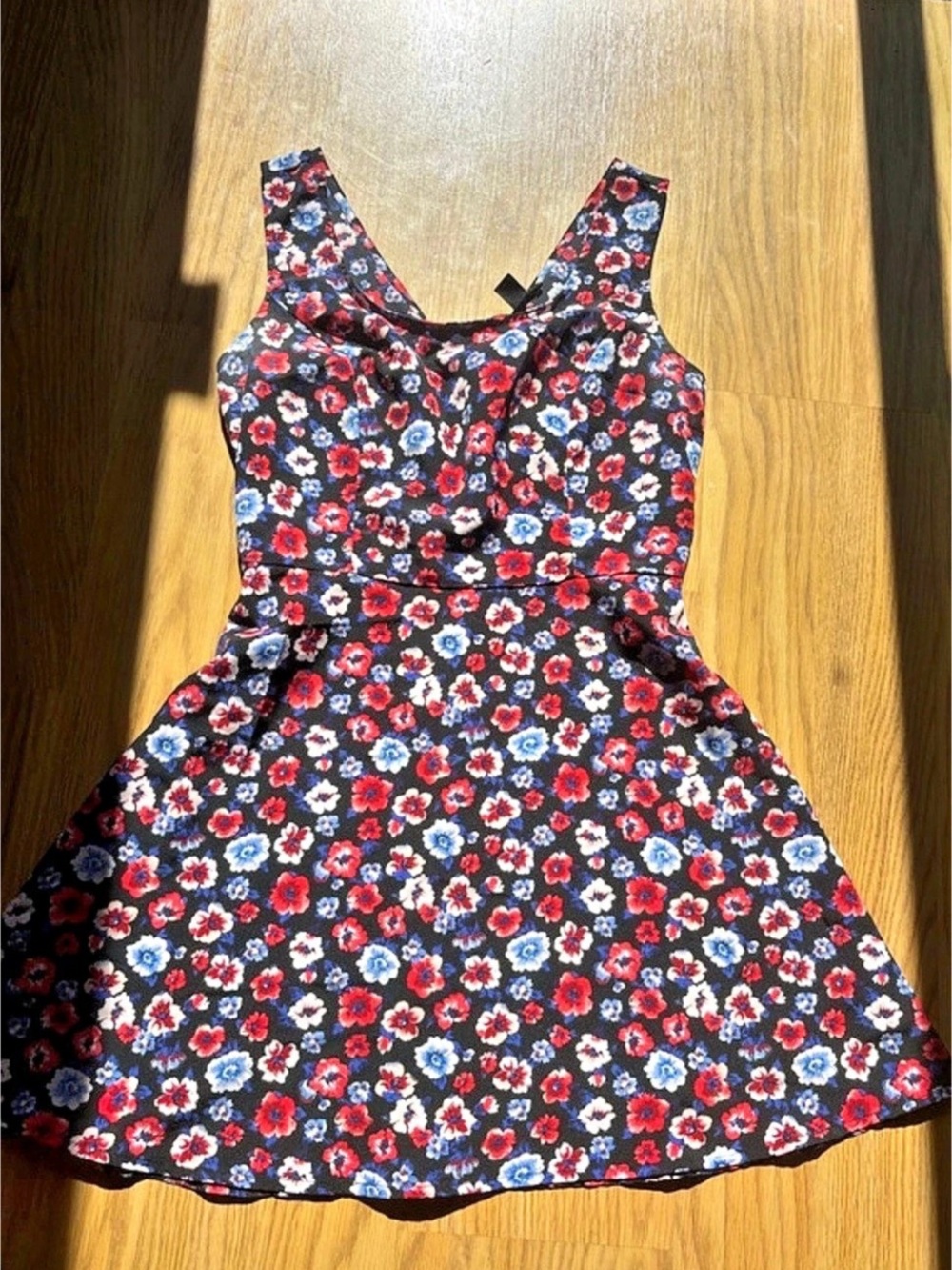 Forever 21 Floral Mini Dress Size Medium Like New